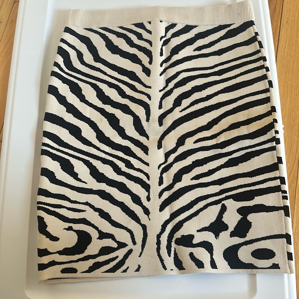 Zebra knit bandage miniskirt